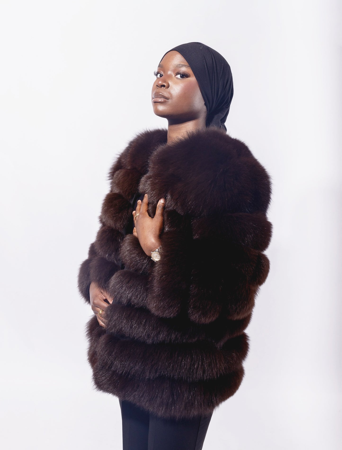 Fourrure véritable de renard et de putois marron chocolat mi-longue – Manteau modulable poil court à manches et partie basse amovibles